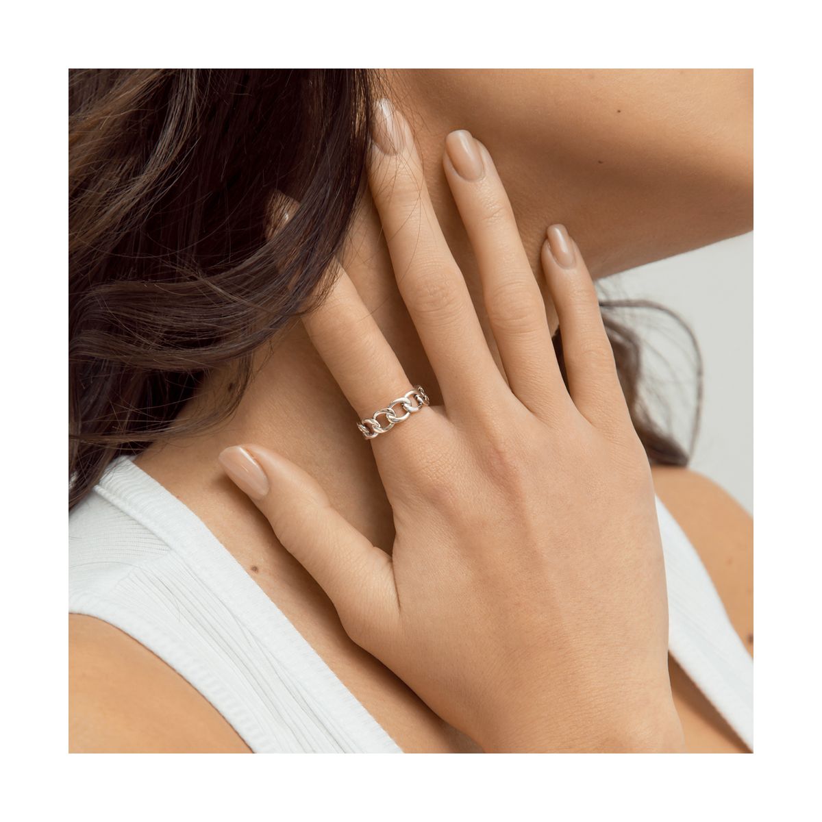 Lorrie Curb Link Single Ring in silver